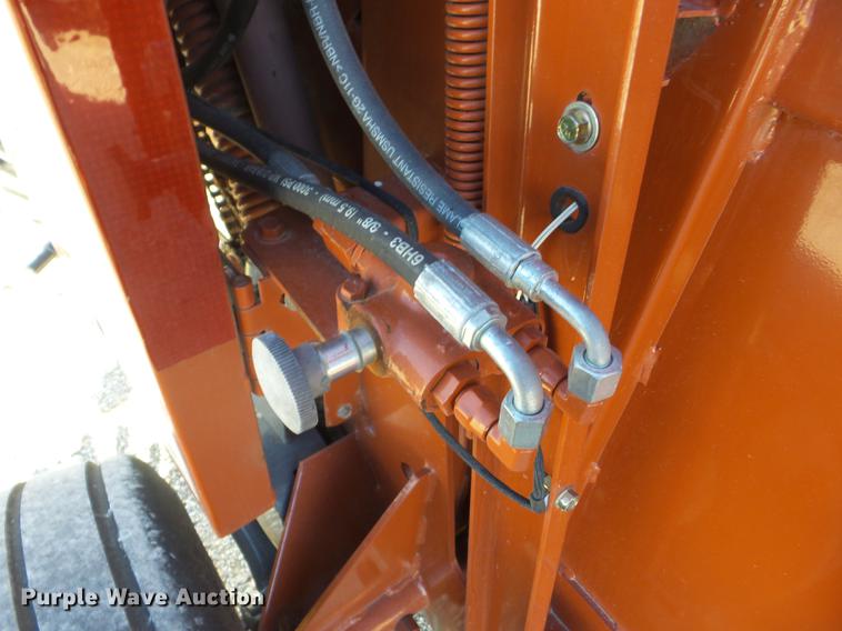 image for item J8552 2008 AGCO Hesston 5145 round baler