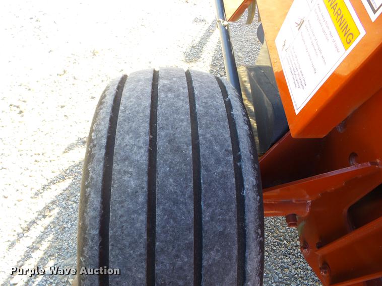 image for item J8552 2008 AGCO Hesston 5145 round baler