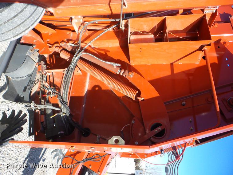 image for item J8552 2008 AGCO Hesston 5145 round baler