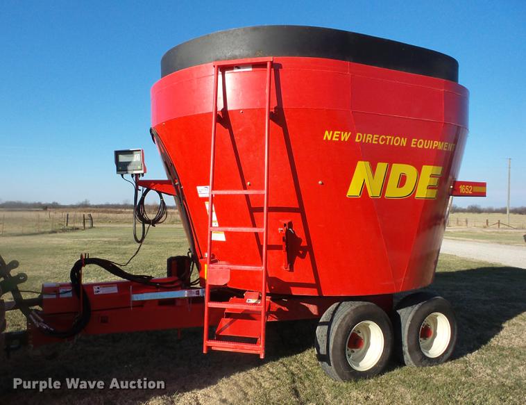 image for item K6297 NDE 1652 vertical mixer