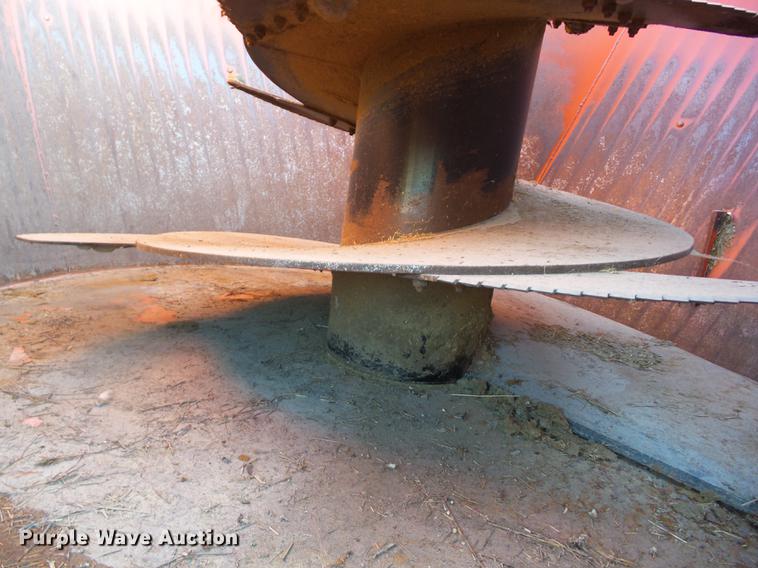 image for item K6297 NDE 1652 vertical mixer