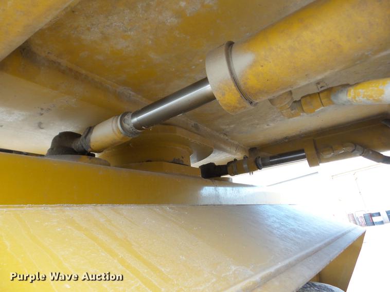 image for item K6299 2006 Ag-Chem TerraGator 6103 self-propelled applicator