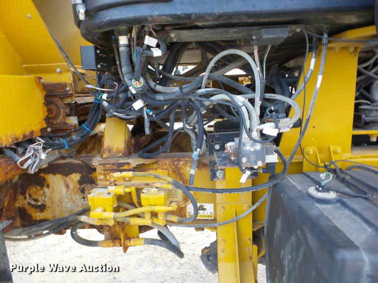 image for item K6299 2006 Ag-Chem TerraGator 6103 self-propelled applicator