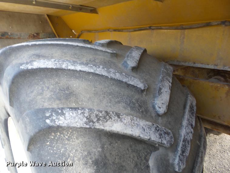 image for item K6299 2006 Ag-Chem TerraGator 6103 self-propelled applicator