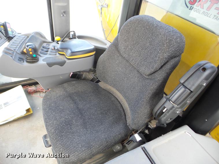 image for item K6299 2006 Ag-Chem TerraGator 6103 self-propelled applicator