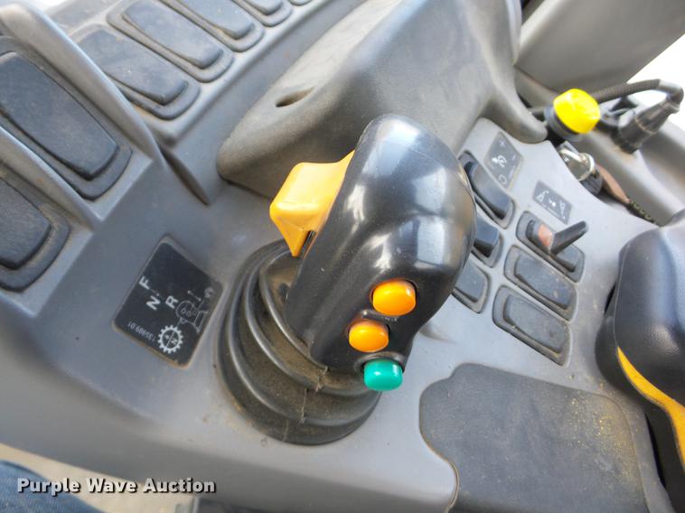 image for item K6299 2006 Ag-Chem TerraGator 6103 self-propelled applicator