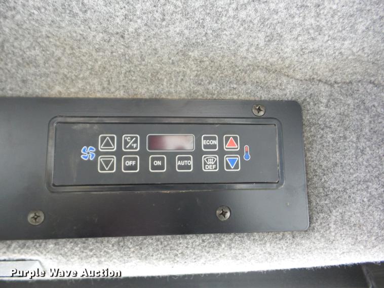 image for item K6299 2006 Ag-Chem TerraGator 6103 self-propelled applicator