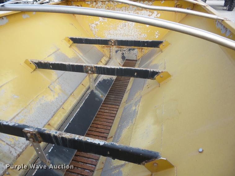 image for item K6299 2006 Ag-Chem TerraGator 6103 self-propelled applicator