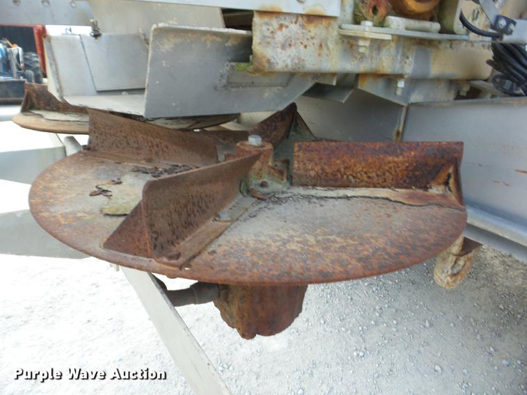 image for item K6299 2006 Ag-Chem TerraGator 6103 self-propelled applicator