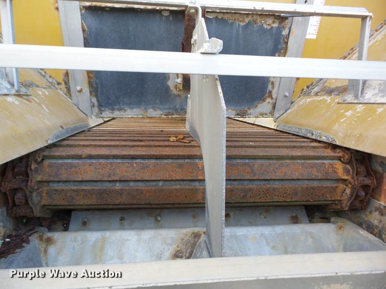 image for item K6299 2006 Ag-Chem TerraGator 6103 self-propelled applicator