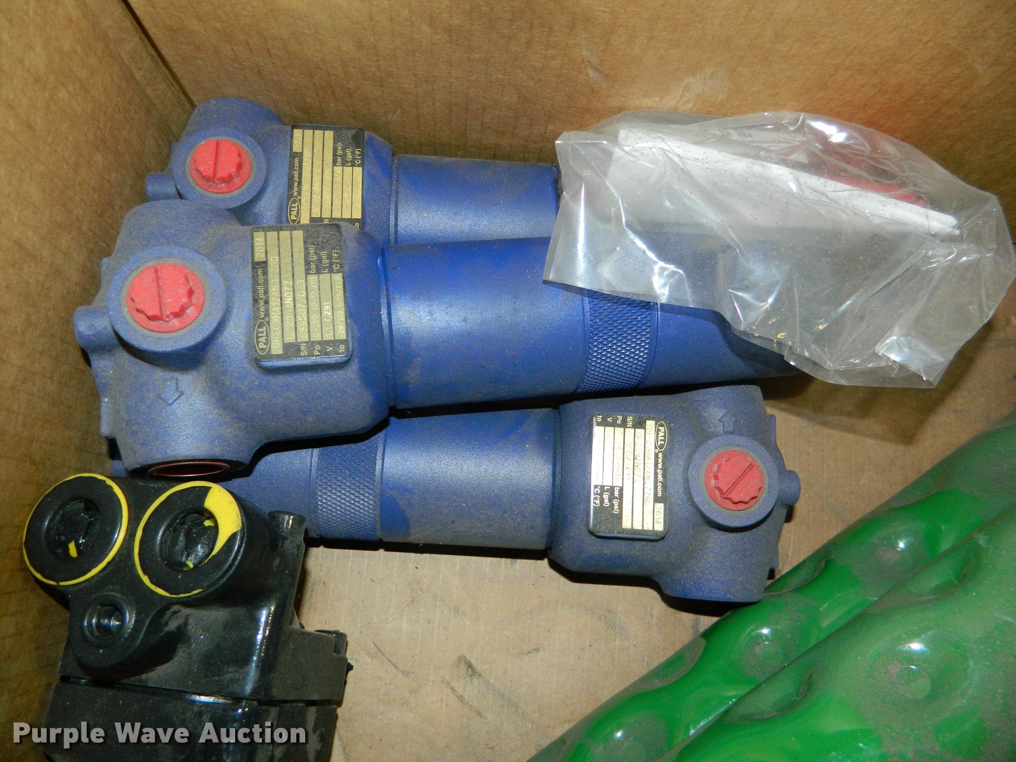 Hardware in Assaria, KS Item DB9957 sold Purple Wave