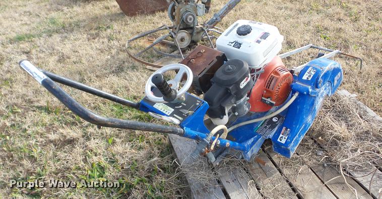 image for item AY9637 Concrete equipment