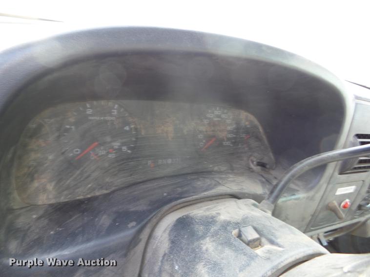 image for item AY9639 2006 Ford F550 flatbed truck