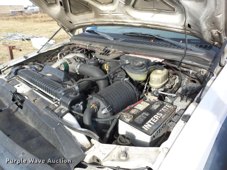 image for item AY9639 2006 Ford F550 flatbed truck