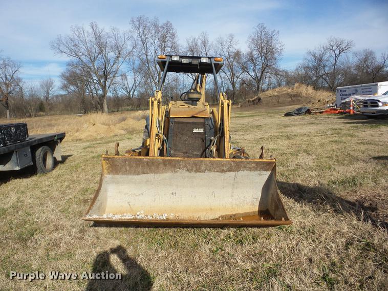 image for item AY9640 Case 580 Super L backhoe