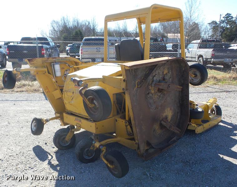 image for item AY9645 Hustler 4600 wide area lawn mower