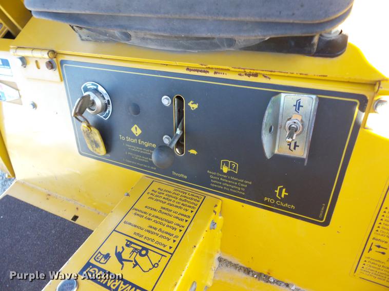 image for item AY9645 Hustler 4600 wide area lawn mower