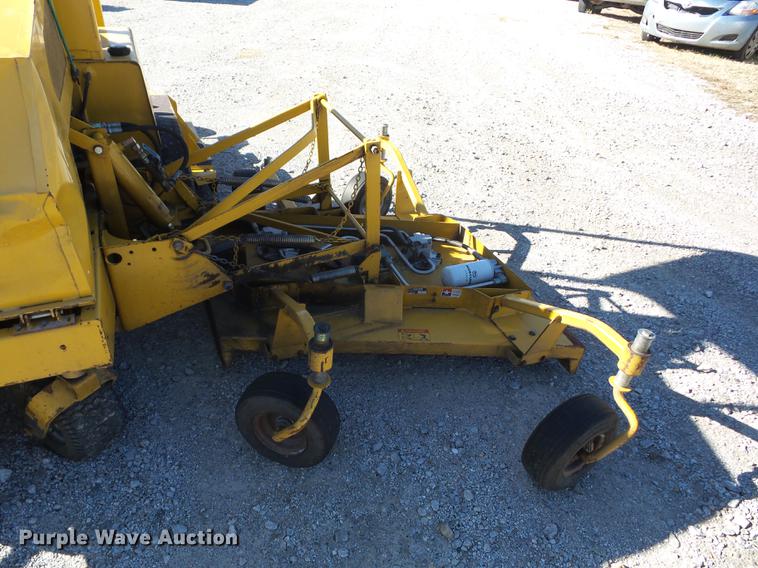 image for item AY9645 Hustler 4600 wide area lawn mower