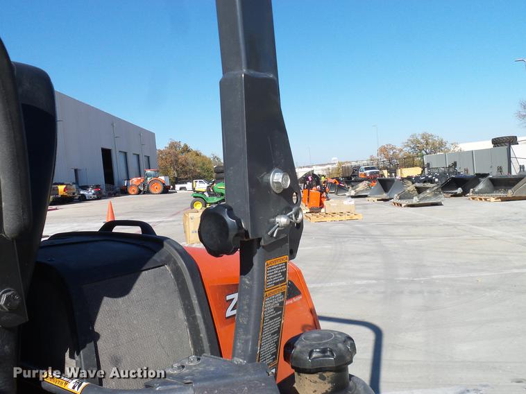 image for item AZ9251 Kubota ZD1211 lawn mower