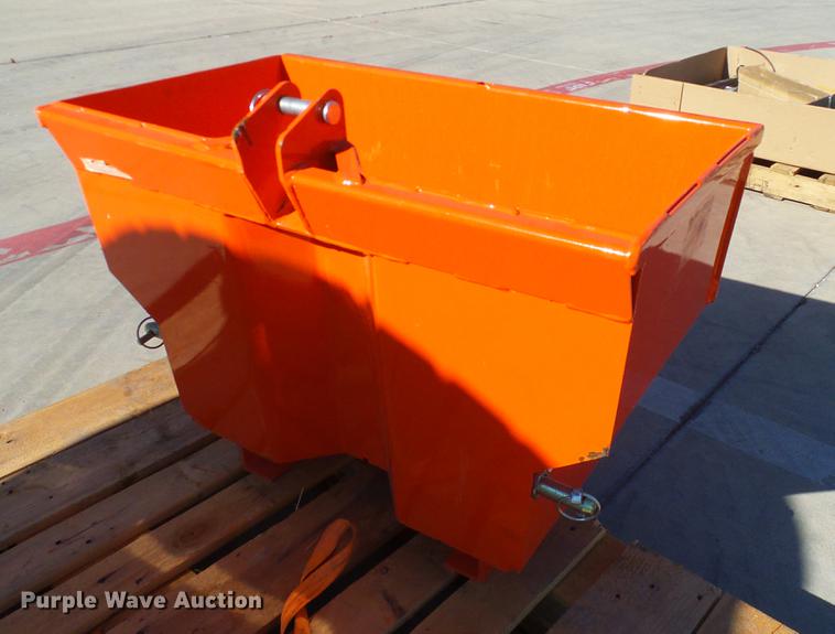 Kubota B8160 ballast box in Grapevine, TX Item AZ9256 sold Purple Wave