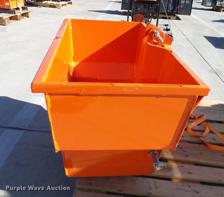 Kubota B8160 ballast box in Grapevine, TX Item AZ9256 sold Purple Wave
