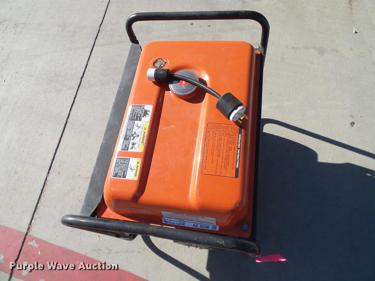 image for item AZ9258 Kubota ARX5500 generator