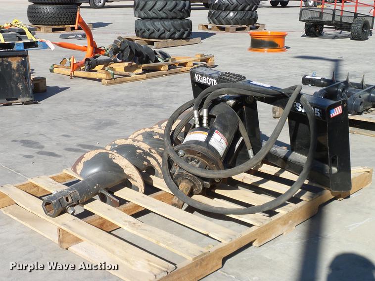 Kubota SA35 auger in Grapevine, TX Item AZ9289 sold Purple Wave