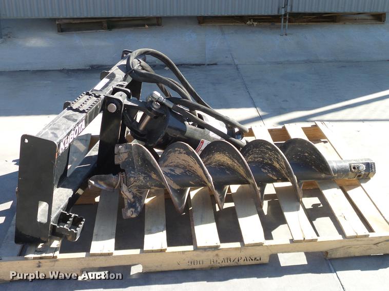 image for item AZ9289 Kubota SA35 auger
