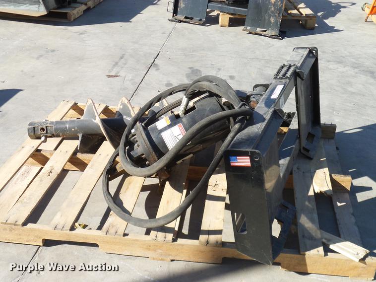 image for item AZ9289 Kubota SA35 auger