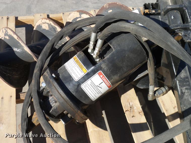 image for item AZ9289 Kubota SA35 auger