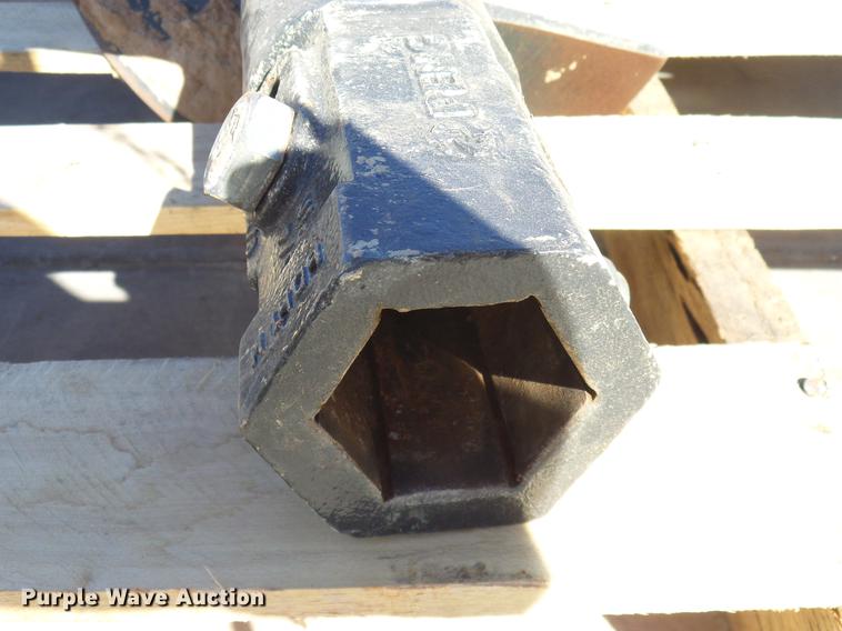 image for item AZ9289 Kubota SA35 auger