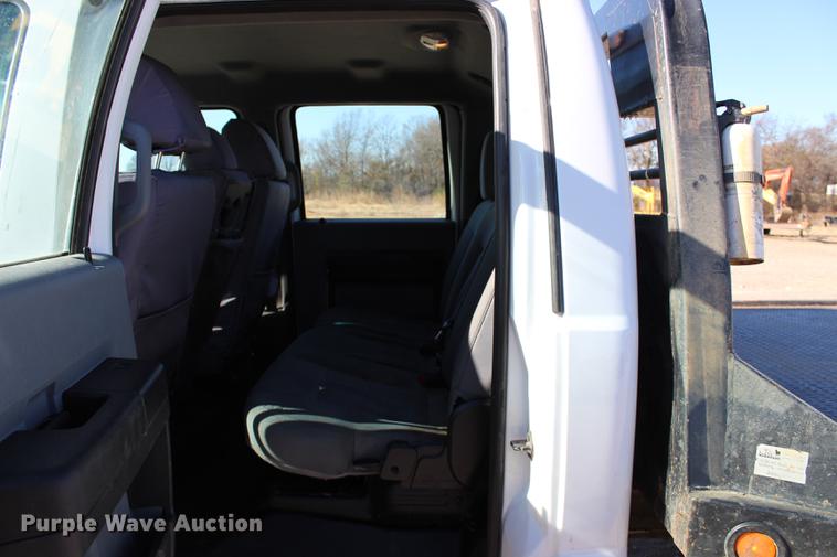 image for item BE9378 2013 Ford F350 Super Duty XL Crew Cab flatbed pickup truck