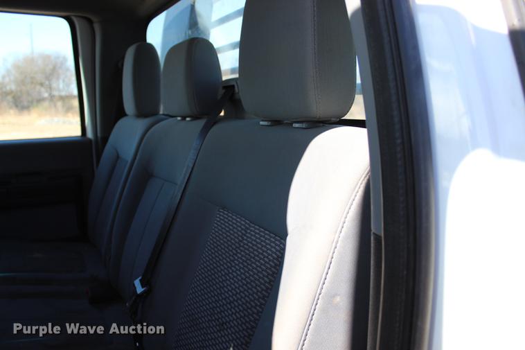 image for item BE9378 2013 Ford F350 Super Duty XL Crew Cab flatbed pickup truck