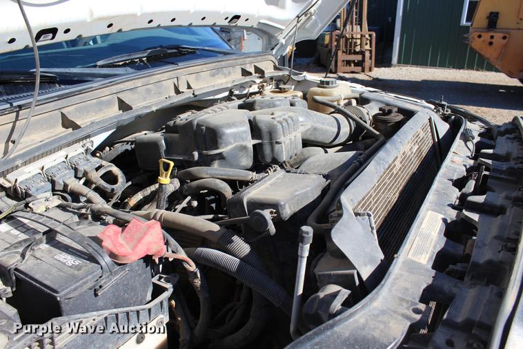 image for item BE9378 2013 Ford F350 Super Duty XL Crew Cab flatbed pickup truck