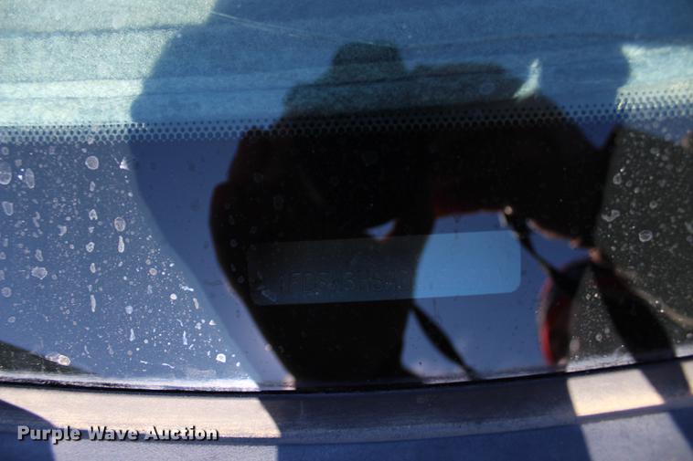 image for item BE9378 2013 Ford F350 Super Duty XL Crew Cab flatbed pickup truck