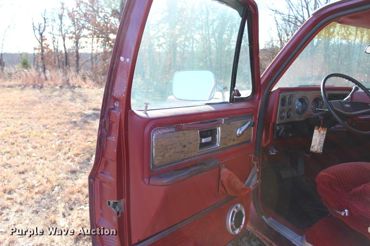 image for item BE9384 1977 Chevrolet Silverado 10 pickup truck