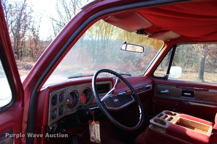 image for item BE9384 1977 Chevrolet Silverado 10 pickup truck