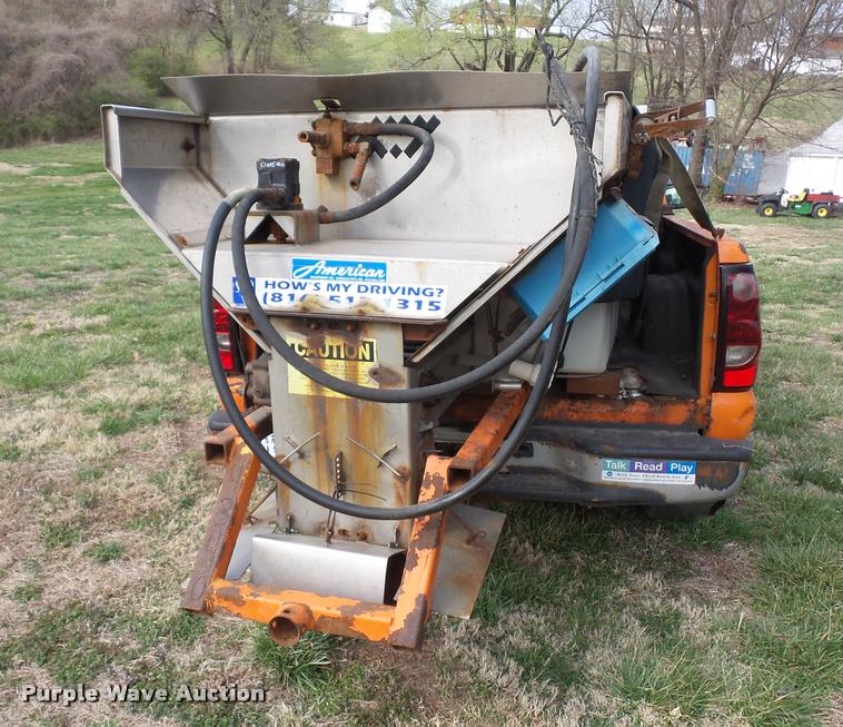 image for item BH9284 2005 Chevrolet Silverado 2500HD pickup truck