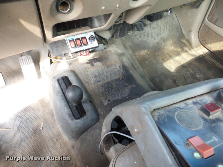 image for item BH9284 2005 Chevrolet Silverado 2500HD pickup truck