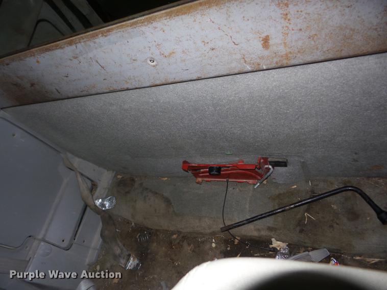 image for item BI9565 1992 GMC Sonoma Club Coupe pickup truck