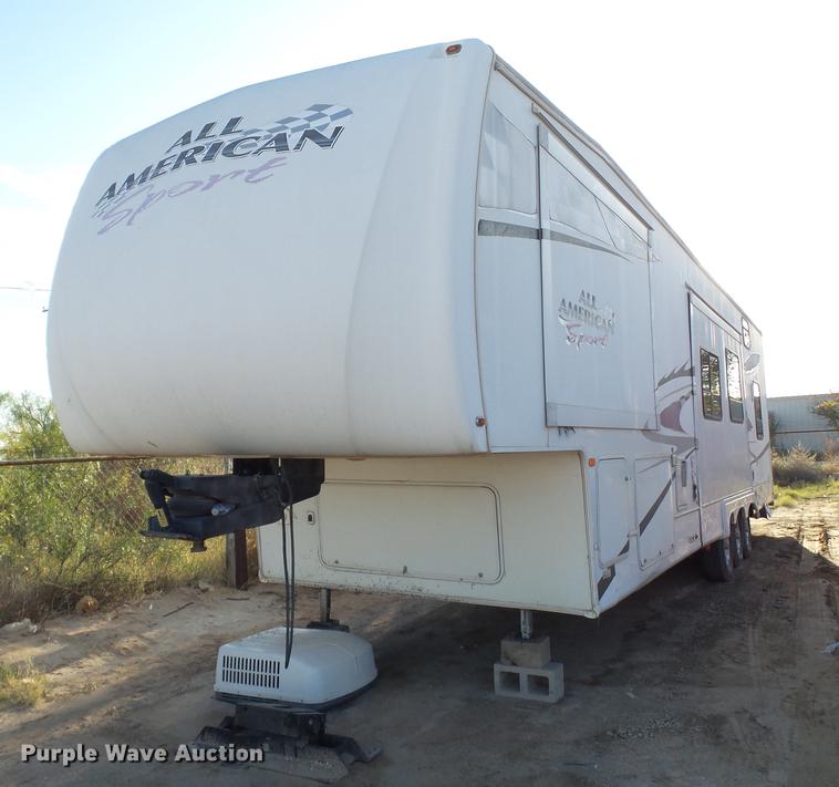 image for item BJ9931 2006 Forest River RV toy hauler trailer