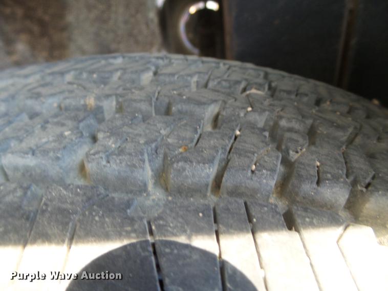 image for item BJ9931 2006 Forest River RV toy hauler trailer