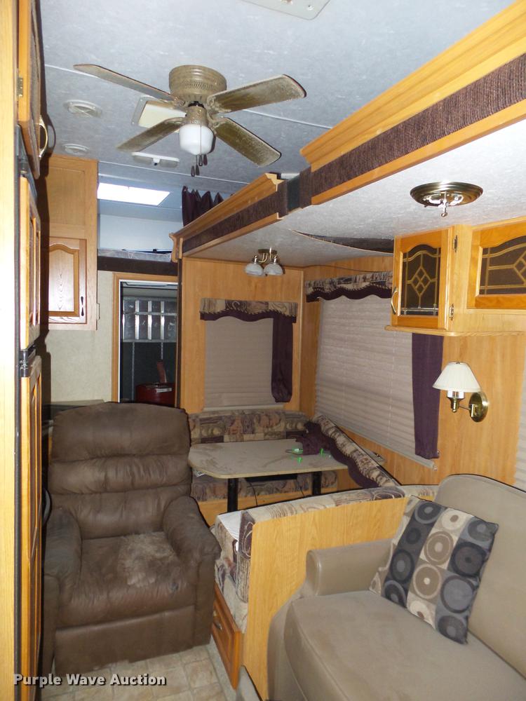 image for item BJ9931 2006 Forest River RV toy hauler trailer