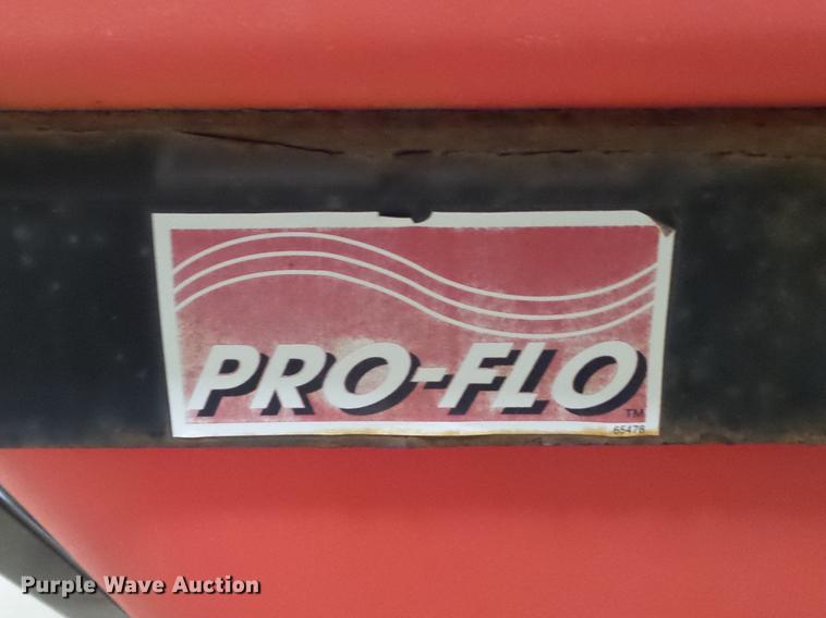 image for item CC9699 2004 Western Pro-Flo spreader