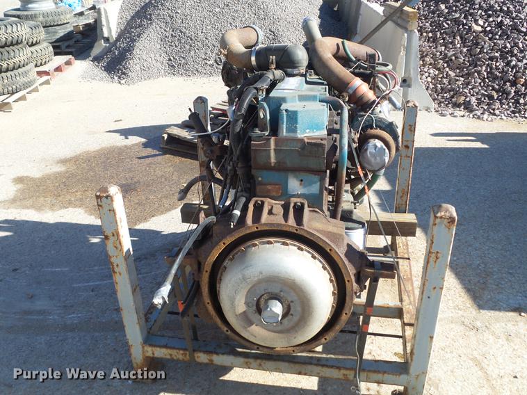 image for item CC9705 1996 International DT466 six cylinder diesel engine