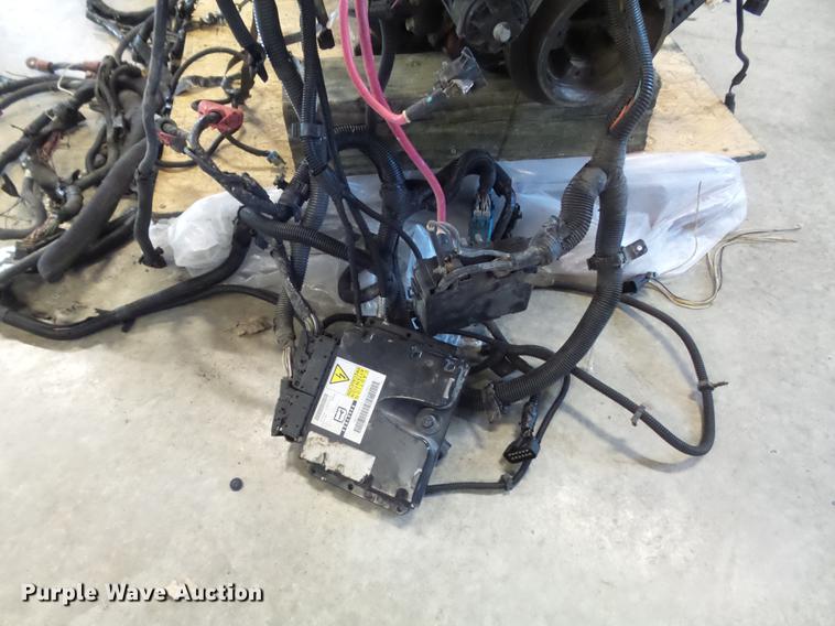 image for item CC9713 2005 Isuzu 6HK1X 7.8L six cylinder turbo diesel engine