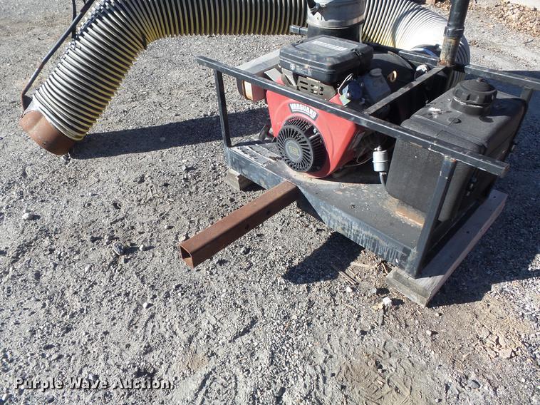 image for item CC9715 Trac-vac 2116 leaf vacuum