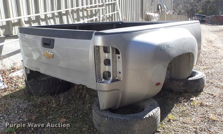 image for item CC9716 2009 Chevrolet Silverado pickup truck bed