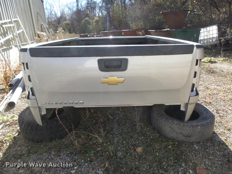 image for item CC9716 2009 Chevrolet Silverado pickup truck bed