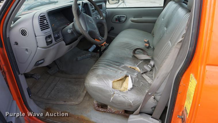 image for item DA1465 1999  Chevrolet 3500 pickup truck cab and chassis